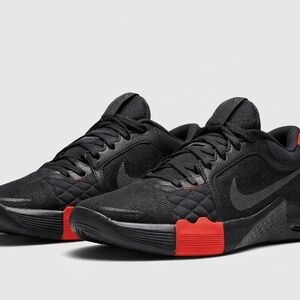 Nike Metcon 7 Black and Red Athletic Sneakers